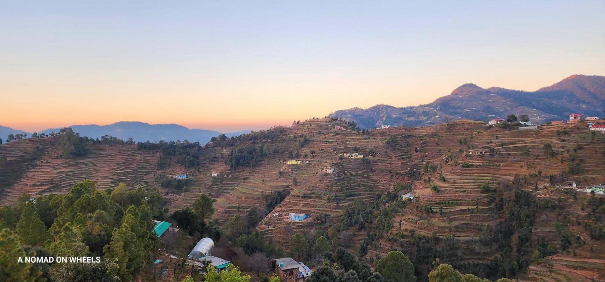 Neelkanth Retreat Mukteshwar Ngoại thất bức ảnh